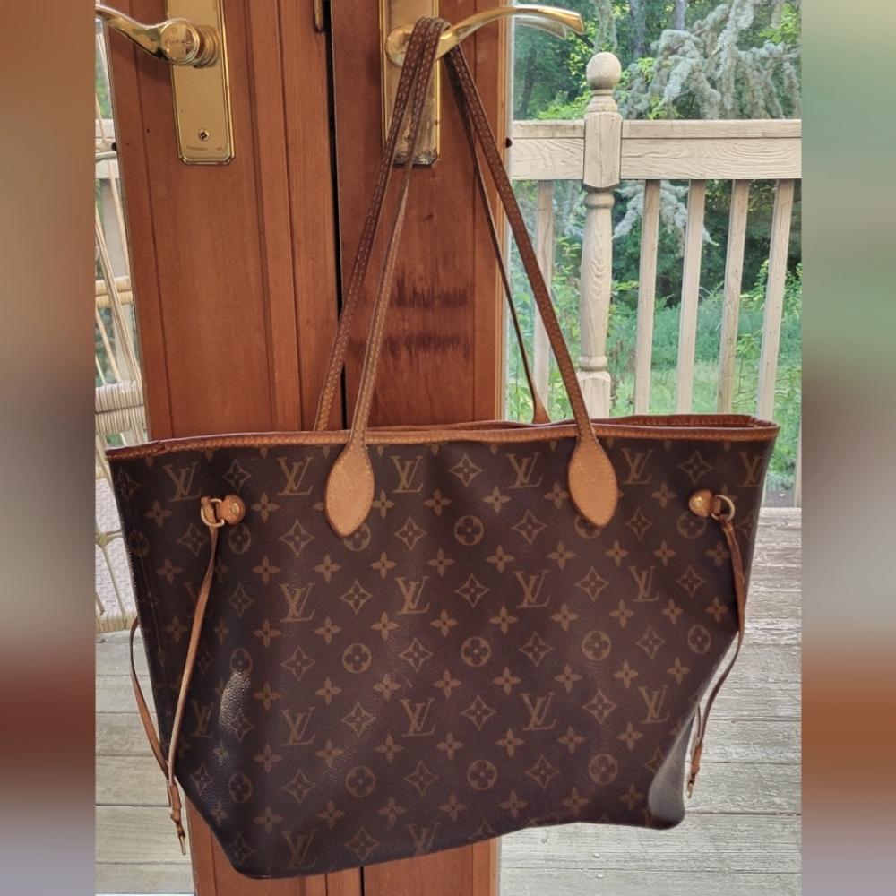 Louis Vuitton Monogram Neverfull MM